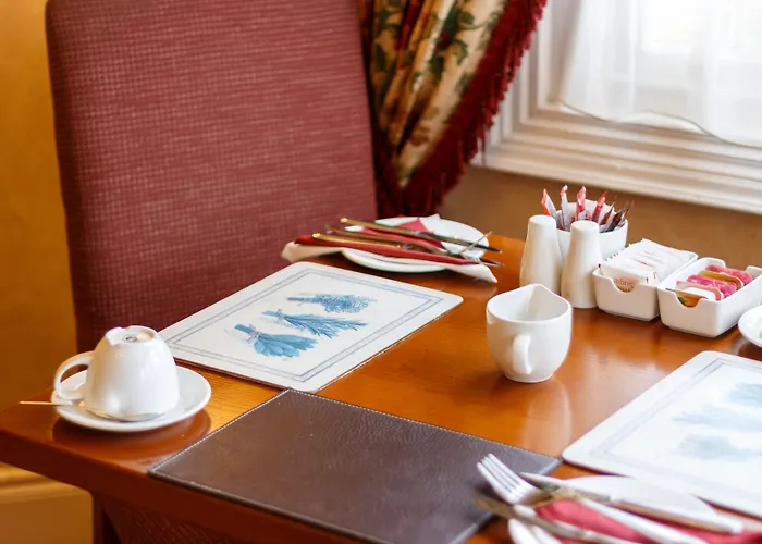 Lismar فندق مبيت وإفطار 4*